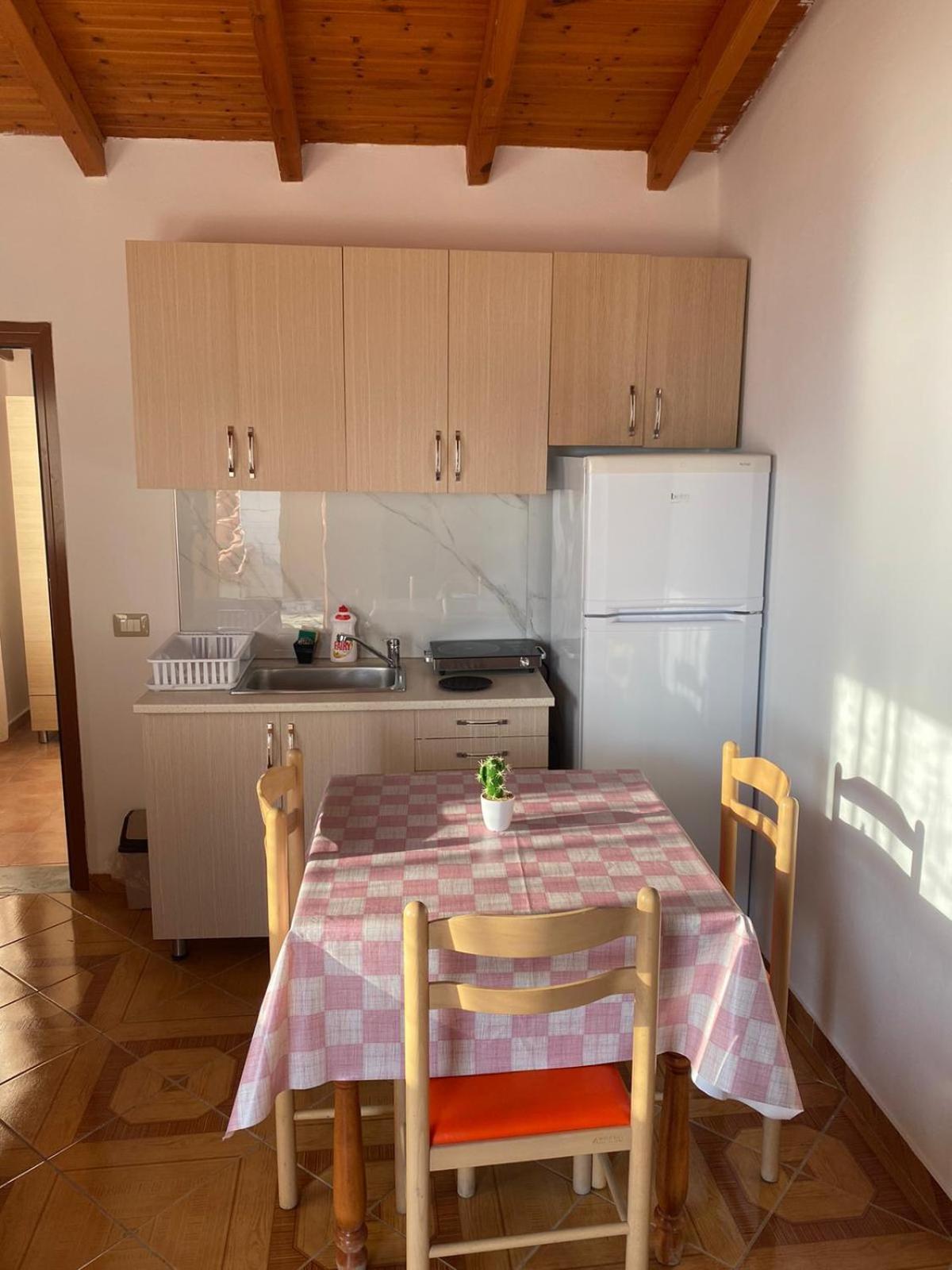 Sea View Apartments Vlore Exterior photo